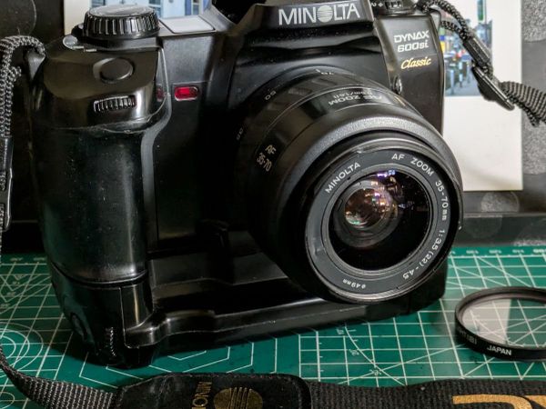 🎞️ Minolta 600si Classic - Main image