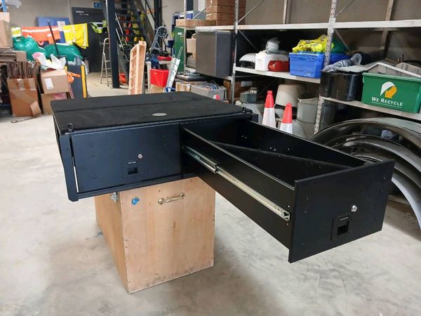 Drawer unit for Jeep/SUV - Main image
