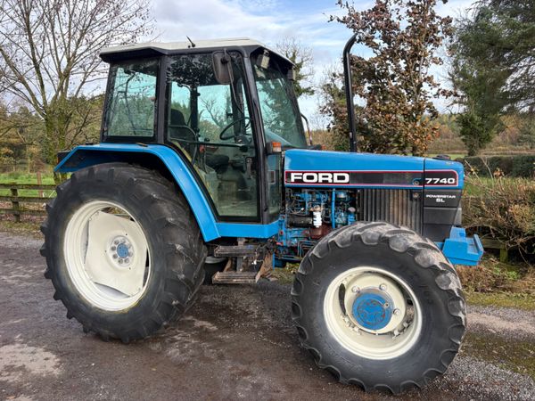 New Holland 7740 - Main image
