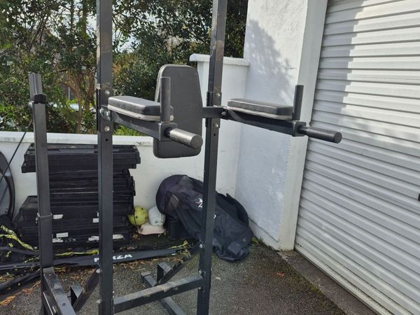Weight training rack bench pull up and dip station - Main image