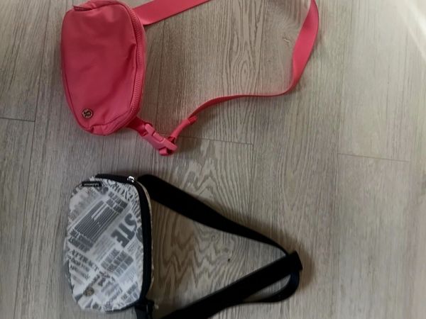 Lululemon Belt Bag - Main image