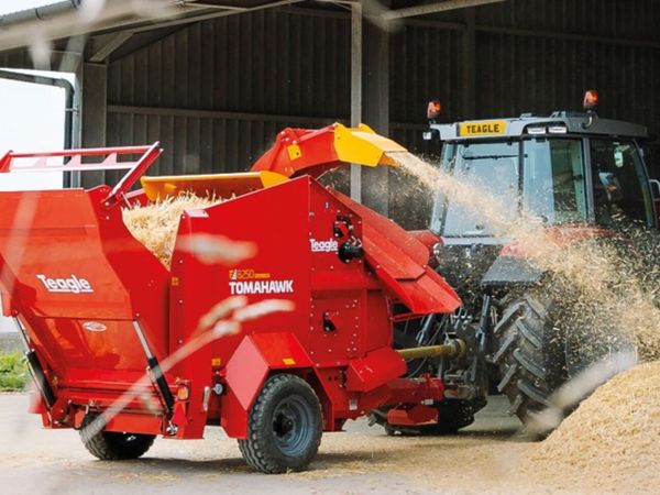 TEAGLE 8200T BALE SHREDDER, NEW 0% - Main image