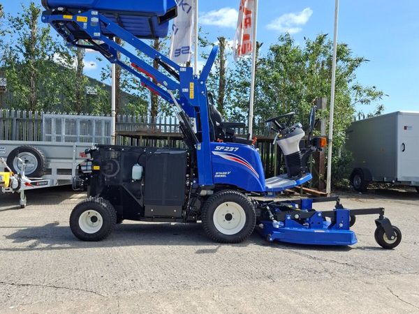 Iseki SF237 collector mower - Main image