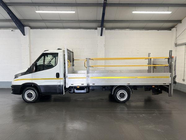 2022 Iveco Daily Dropside Van - Main image