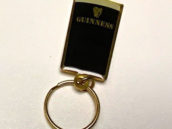 Guinness Black & Gold Metal Rectangle Keyring - Main image