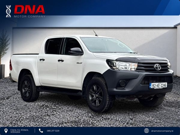 Toyota Hilux D4D ACTIVE - DOUBLE CAB CREWCAB - NEW - Main image