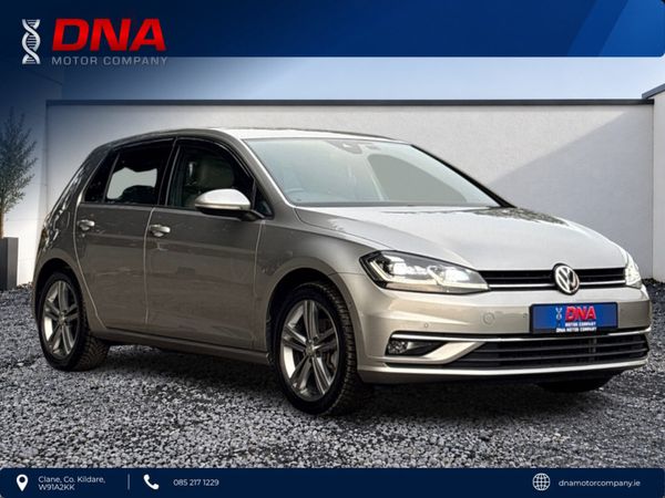 Volkswagen Golf 2.0 TDI - IVORY LEATHER - 49KMS - Main image