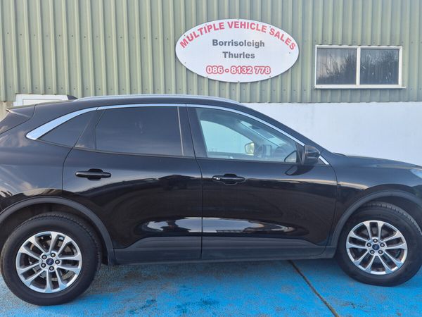 FORD KUGA TITANIUM - Main image