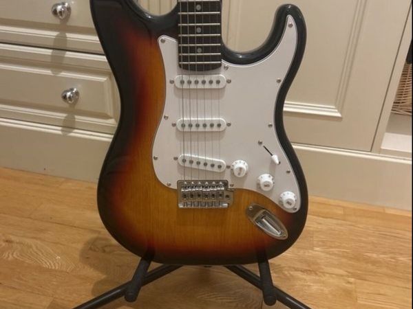 Electric guitar- Harley Benton- never used - Main image