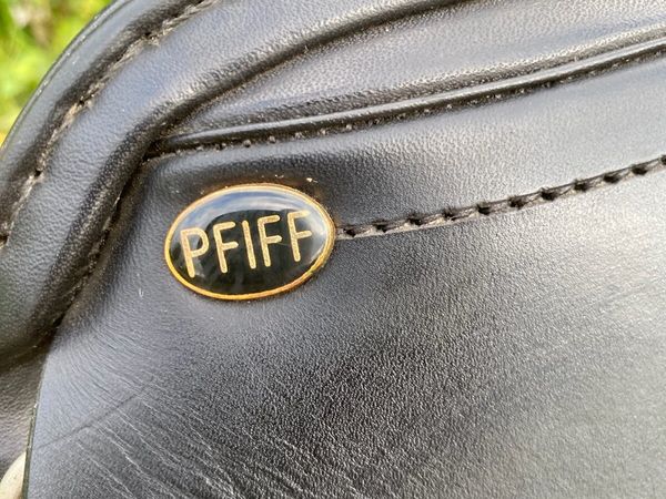 16.5 Pfiff Ramiro Leather saddle - Main image