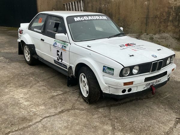 BMW e30 - Main image