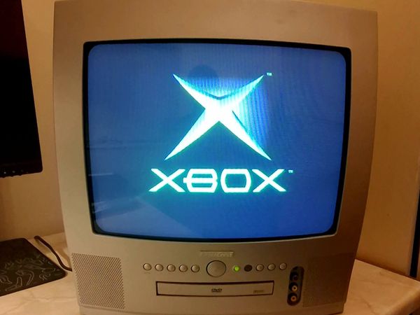 14" CRT TV with built-in DVD player + remote - Main image