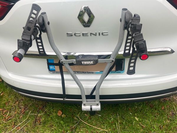 Thule tow hitch bike carrier - Main image