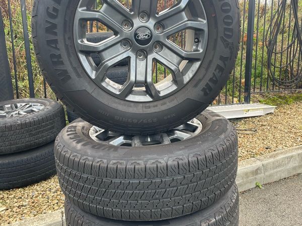 2023< Ford Ranger Alloys 2 sets - Main image