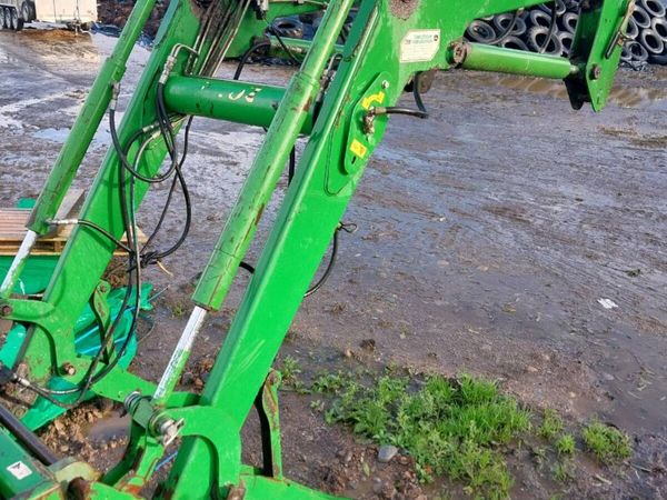 John Deere 651 Front Loader - Main image