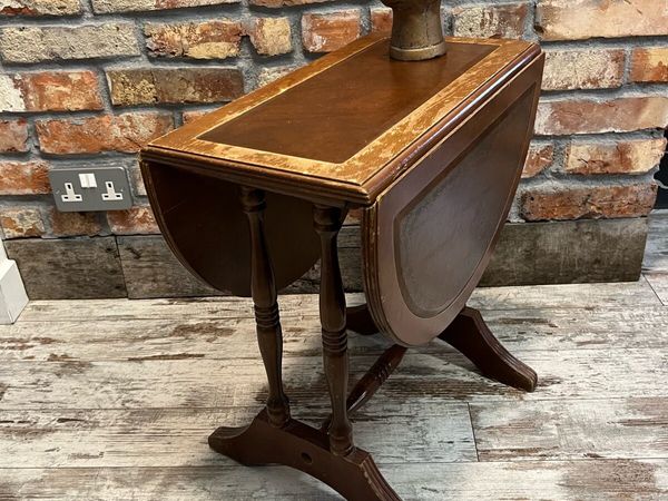 Vintage table - Main image
