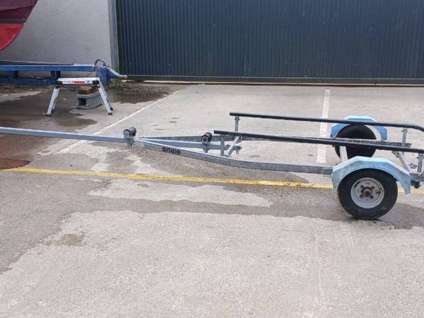 Used snipe  bunk boat trailer - Main image