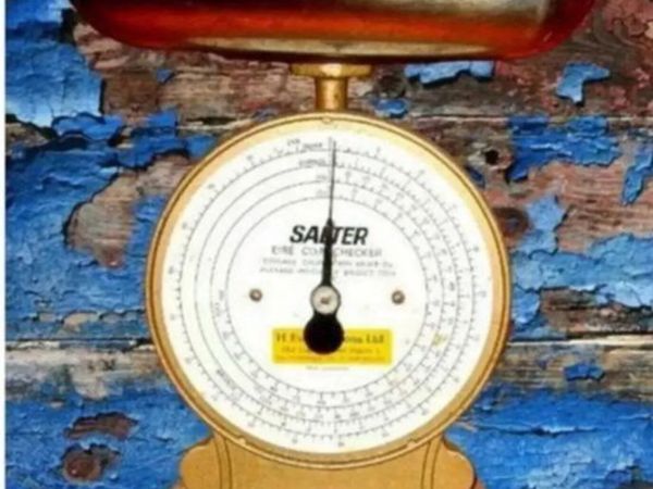 Vintage Salter Eire Coin Checker Scale – Rare - Main image