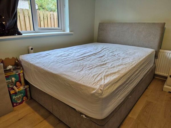 Double Ottoman Bed for sale - Main image