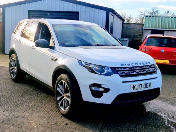 2017 Land Rover Discovery Sport. - Main image