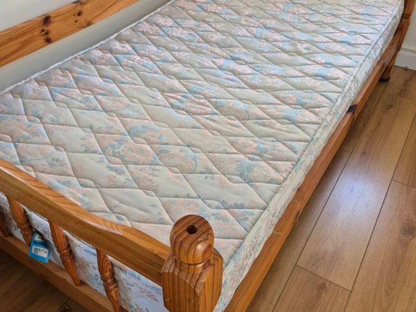 Bed frame - Main image