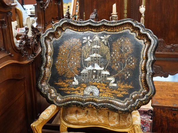 Large 19th Century Victorian Papier-Mâché Tray - Main image