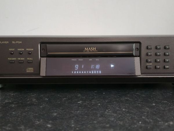 CD PLAYER TECHNICS SL-PG4 100% SUPER CONDITION - Main image