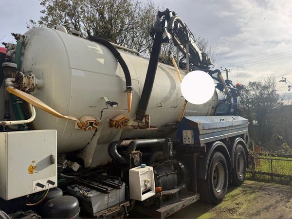 Vacuum sucker and jetting unit - Main image