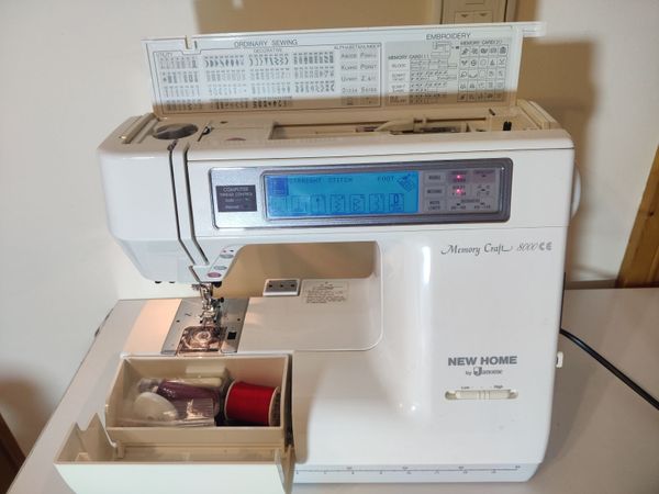 Janome Memory Craft 8000ce - Main image