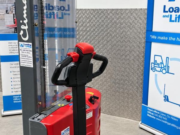Climax Pallet Stacker - Main image