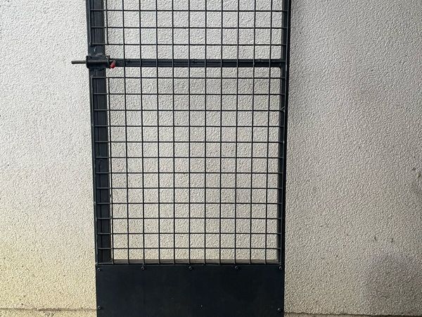 Kennel gates - Main image