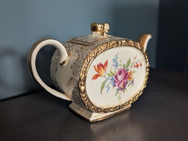 Antique Sadler Floral & Gold Teapot - Made in Engl - Main image