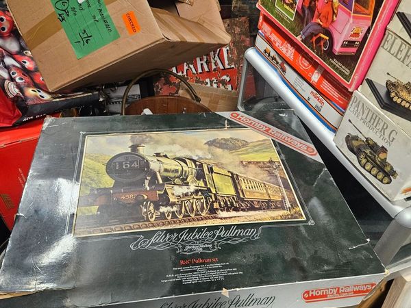 Hornby Silver Jubilee Pullman Train Set - Main image