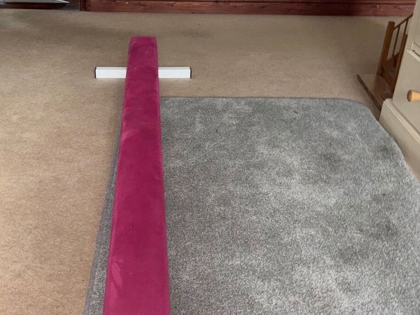 Gymnastics Balance Beam - Main image