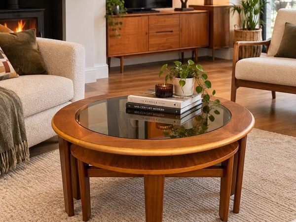 Mid Century Coffee Table “Trinity Nest” - Main image