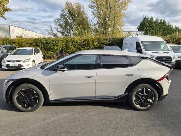 2025 Kia EV6 - low mileage - Main image