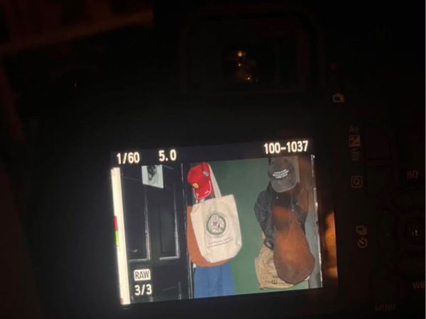 Canon EOS4000D camera - Main image