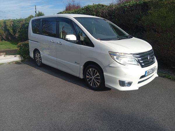 Nissan Serena - Main image