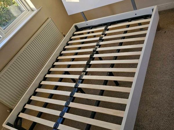 Double bed and Locker - Main image