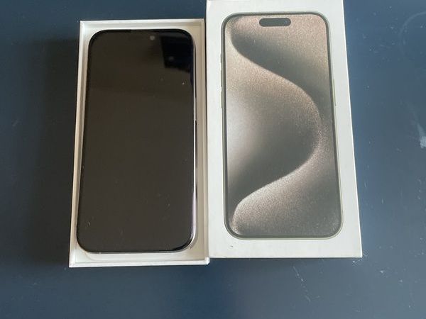 i phone 15 pro - Main image