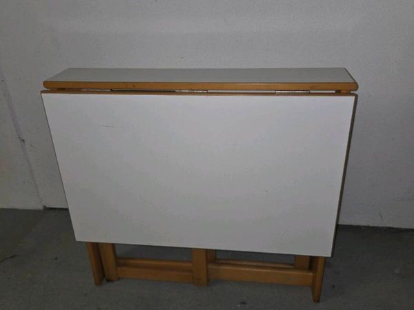 Foldable dining table - Main image