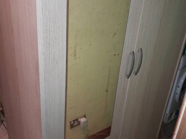 Double wardrobe - Main image