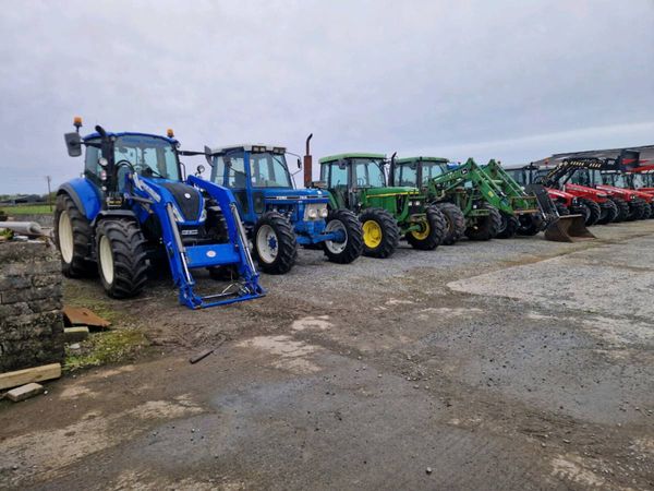 Selection of tractors - Main image
