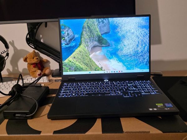 Lenovo Legion 5 RTX 5070 | i7-13650HX | 32GB RAM - Main image