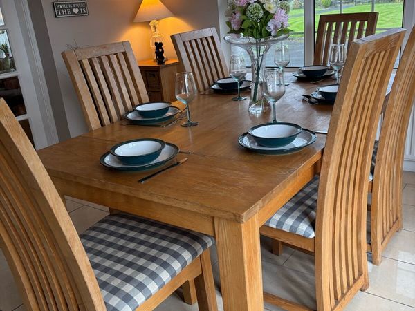 Table chairs - Main image