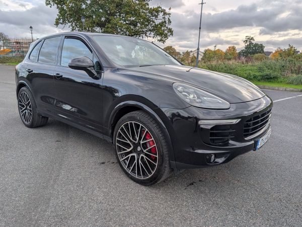 CAYENNE PLATINUM EDITION CREW CAB - Main image