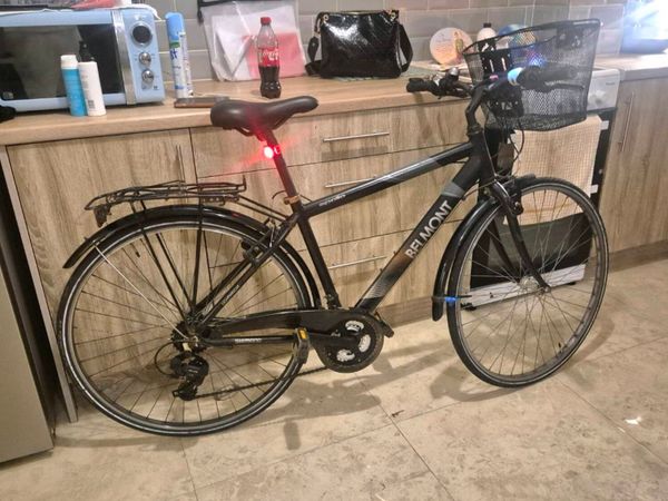 Apollo belmont men's hybrid bike in black featurin - Main image