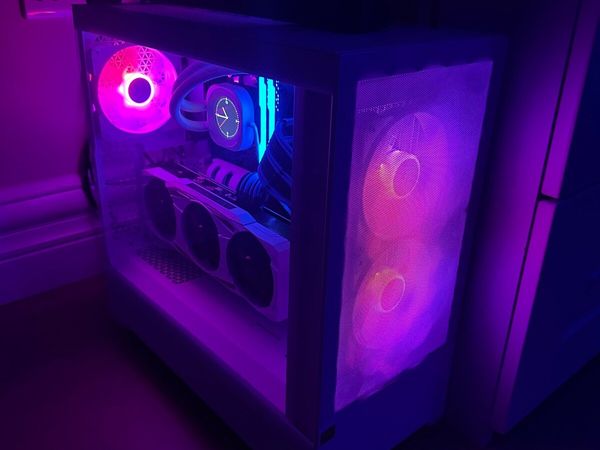 Custom High End Gaming PC - Main image