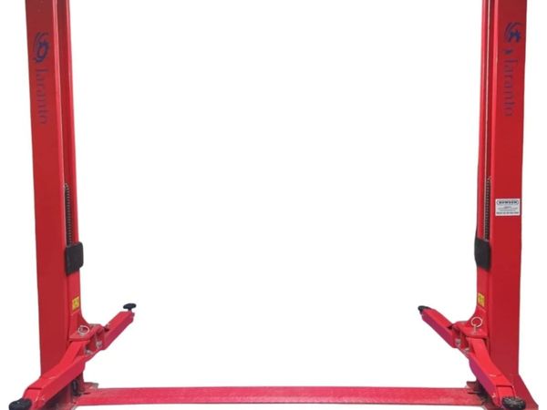 Taranto 2 Post car lift 4 ton 230v - Main image