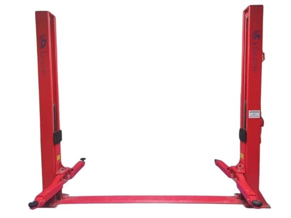 2-Post Lift 4-Tonne 3HP 230 Volt - Main image